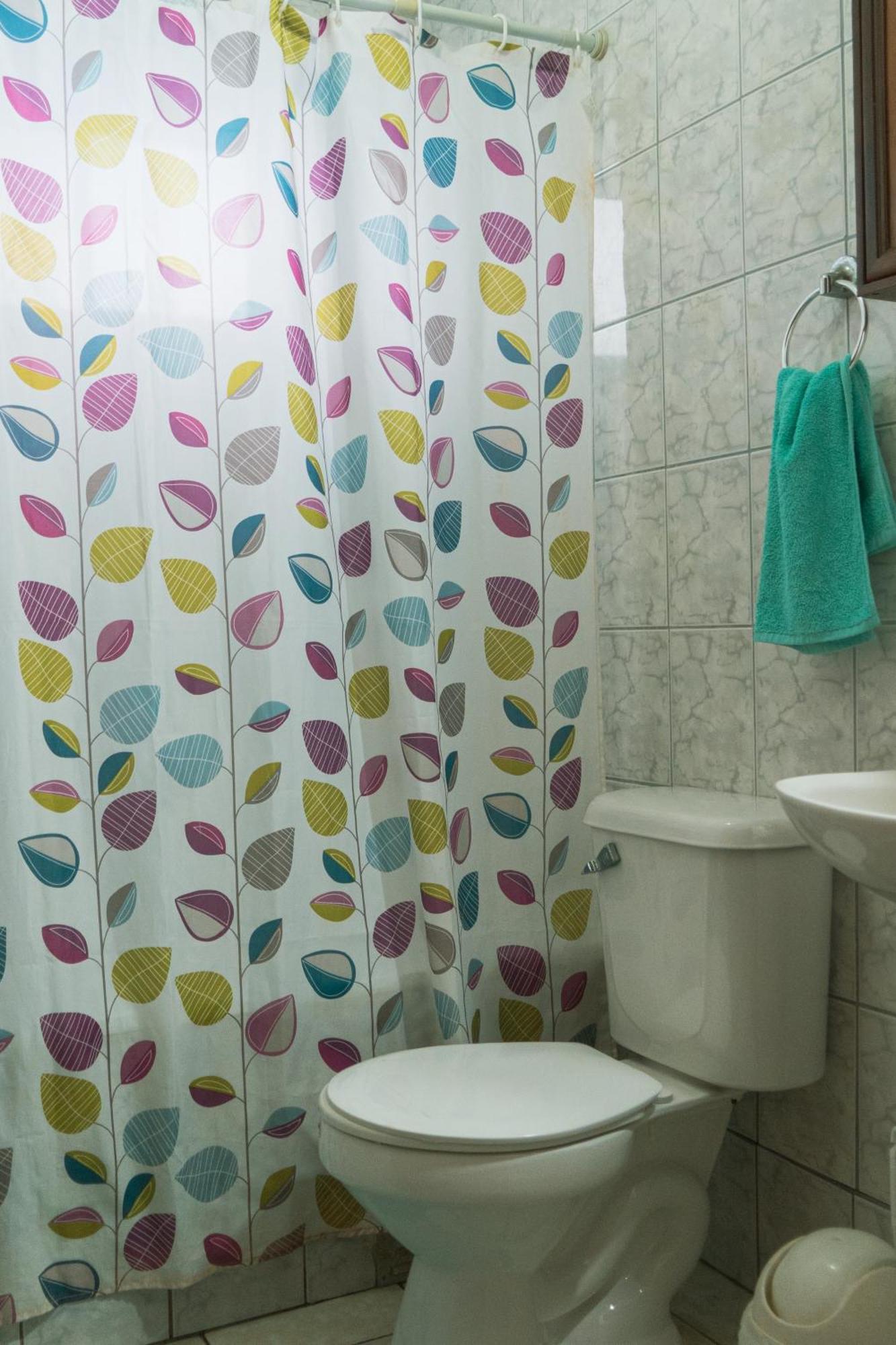 Hostal Y Cabanas Aorangi Hanga Roa Buitenkant foto