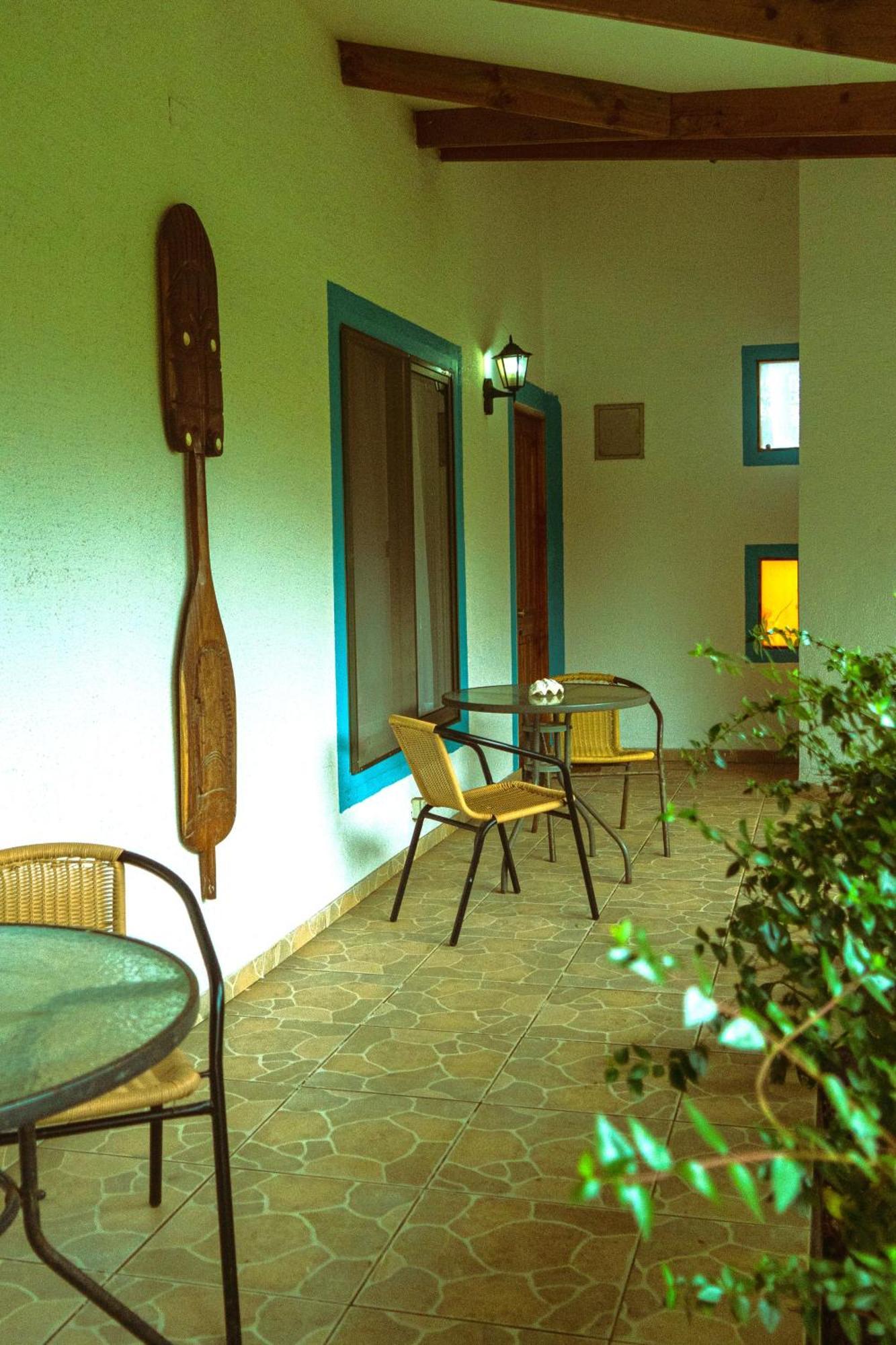 Hostal Y Cabanas Aorangi Hanga Roa Buitenkant foto
